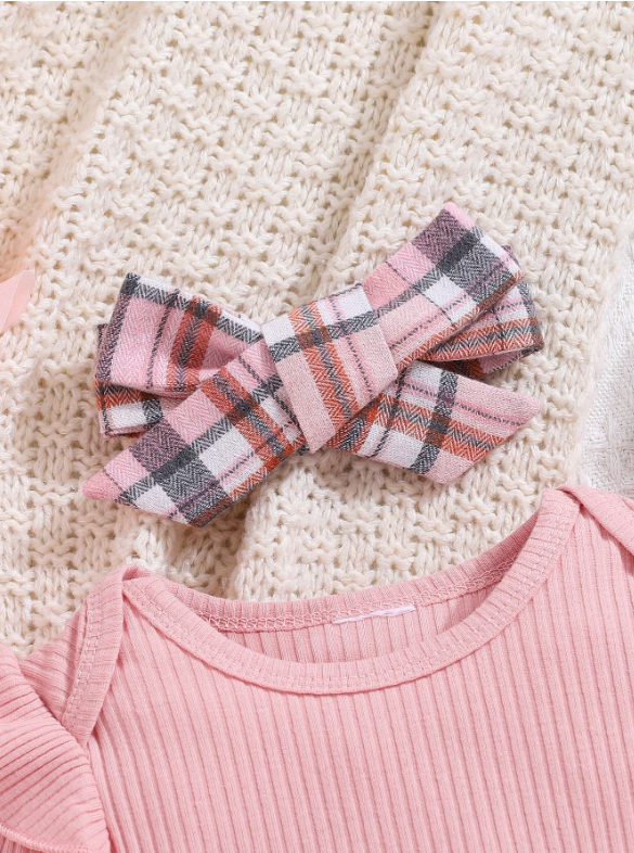 Baby Girl 2-Piece Pink Bodysuit, Plaid Pants & Hat Set – Autumn/Winter
